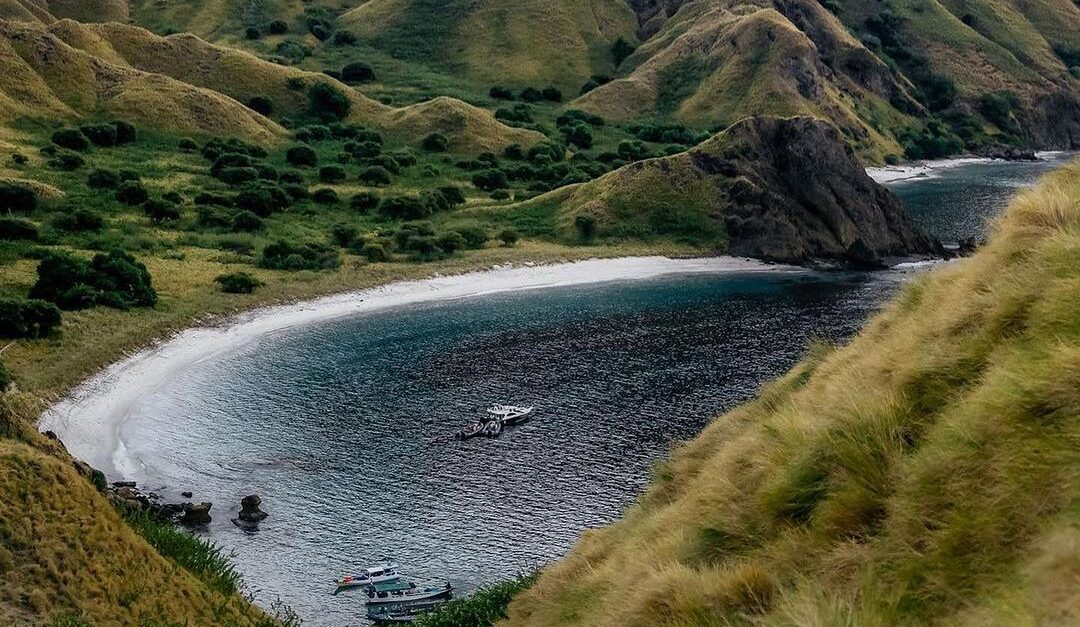 Flores Komodo Tour 7 Dias ( Navegação) padar island